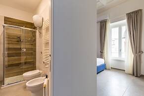 Maria's Bright Flats at the Cathedral