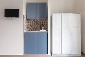 Maria's Bright Flats at the Cathedral