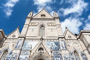 Maria's Bright Flats at the Cathedral