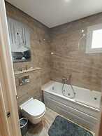 Luxurious 2-bed Apartment in Sidi Daoud, Marsa