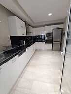 Luxurious 2-bed Apartment in Sidi Daoud, Marsa