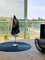 Luxurious 2-bed Apartment in Sidi Daoud, Marsa