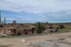 Luxurious 2-bed Apartment in Sidi Daoud, Marsa