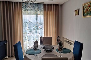 Luxurious 2-bed Apartment in Sidi Daoud, Marsa