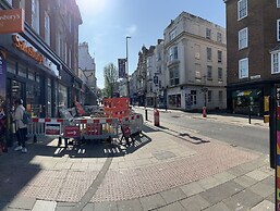 Spacious 1-bed - Coolest Neighbourhood in Brighton