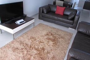 Cosy Open Plan 2-bed Apartment