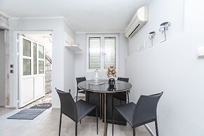 Studio Mediteranska Street