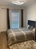 Inviting 2-bed Apartment in Grays