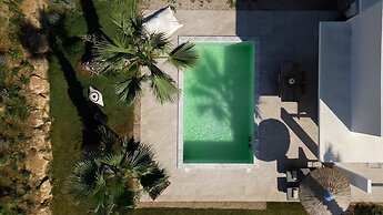 Flamingo Living Suites & Villas