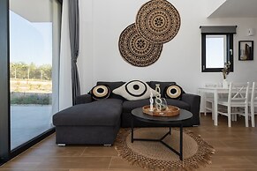 Flamingo Living Suites & Villas