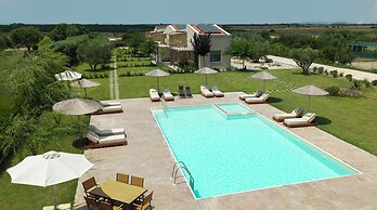 Flamingo Living Suites & Villas