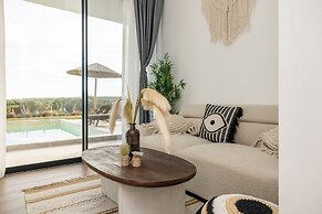 Flamingo Living Suites & Villas