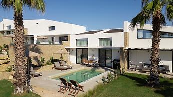 Flamingo Living Suites & Villas