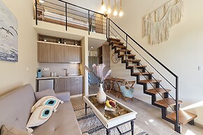 Flamingo Living Suites & Villas