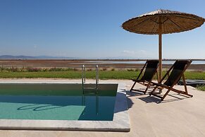 Flamingo Living Suites & Villas
