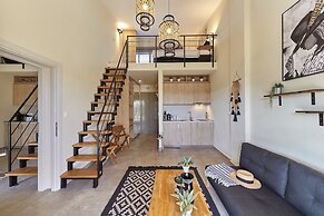 Flamingo Living Suites & Villas