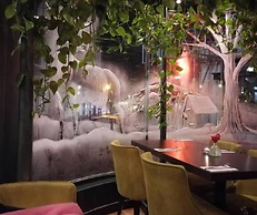 Gorgeous 2-bed Apartment With Patio