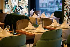 Ad Hotel Pont D'Hydra