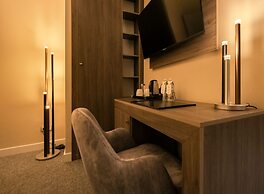 Ad Hotel Pont D'Hydra