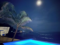 Laola Surf Camp