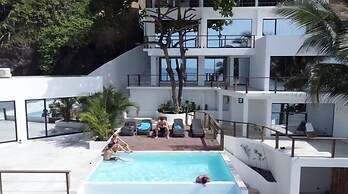 Laola Surf Camp