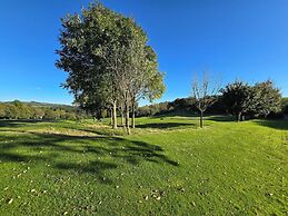 Lakeviews/quietness/parking/longstays/4guests