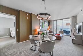 Oceanfront Luxe: Beach Condo