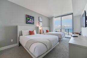 Oceanfront Luxe: Beach Condo