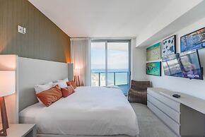 Oceanfront Luxe: Beach Condo