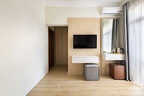 Piccolo Mondo by CityBookings