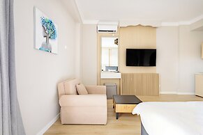 Piccolo Mondo by CityBookings