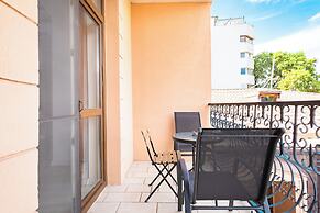 Piccolo Mondo by CityBookings