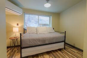 Destination Oak Creek 5 1 Bedroom Apts by RedAwning