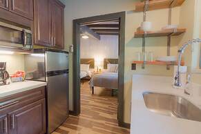 Destination Oak Creek 5 1 Bedroom Apts by RedAwning