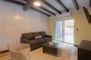 Destination Oak Creek 7 1 Bedroom Apts by RedAwning