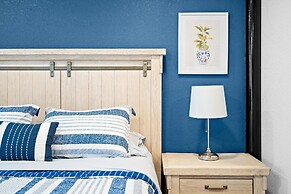 15 Chelsea Place 1 Bedroom Condo by RedAwning