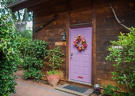 Canyon Wren Honeysuckle 1 Bedroom Cabin by RedAwning