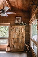 Canyon Wren by RedAwning