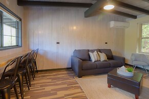 Destination Oak Creek 4 1 Bedroom Apts by RedAwning