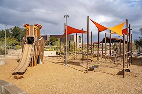 14 Chelsea Place 1 Bedroom Condo by RedAwning