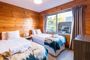 Moa Cottage in Oneroa Village