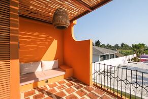 El Barrio Boutique Hotel & Bar