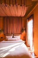 El Barrio Boutique Hotel & Bar