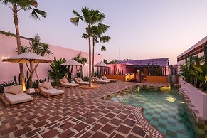 El Barrio Boutique Hotel & Bar