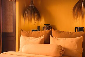 El Barrio Boutique Hotel & Bar