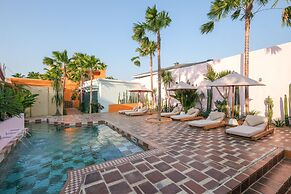 El Barrio Boutique Hotel & Bar