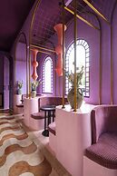 El Barrio Boutique Hotel & Bar