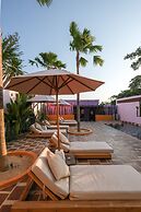 El Barrio Boutique Hotel & Bar