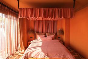 El Barrio Boutique Hotel & Bar