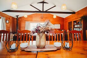 Paradise Valley Lodge